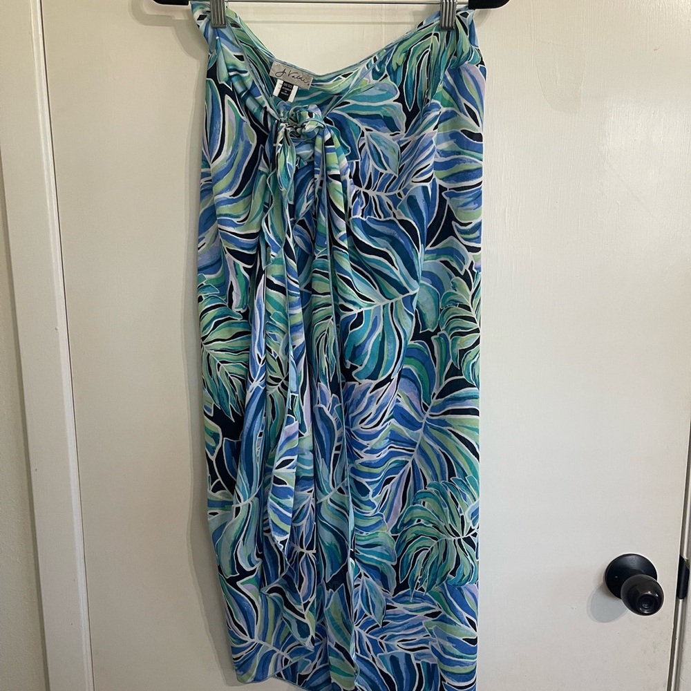J. Valdi Women’s Blue and Green Wrap Skirt Swimsuit Cover One Size